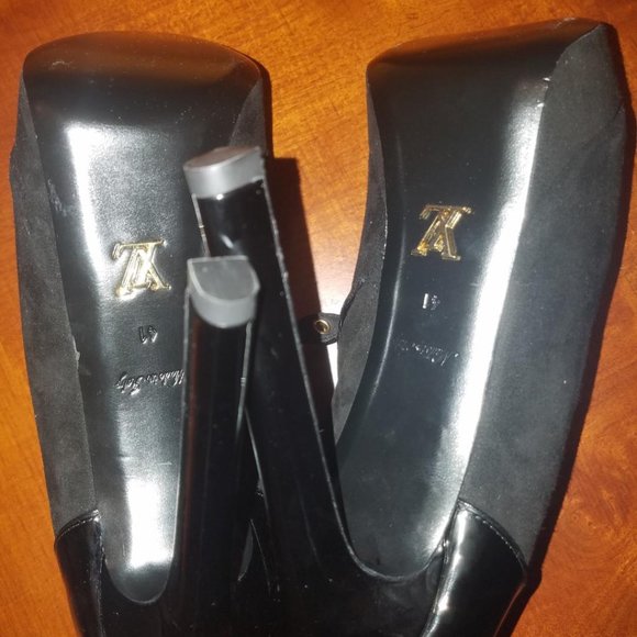 Authentic Louis Vuitton Temptation Peep-Toe Platform Booties - Picture 3 of 12